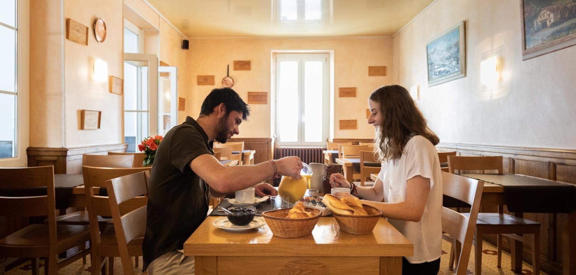 Hotel Restaurant Pecoitz Saint-Jean-Pied-de-Port Luaran gambar